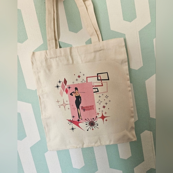 MCM Audrey Hepburn Breakfast At Tiffany's Tote Bag - Picture 1 of 3